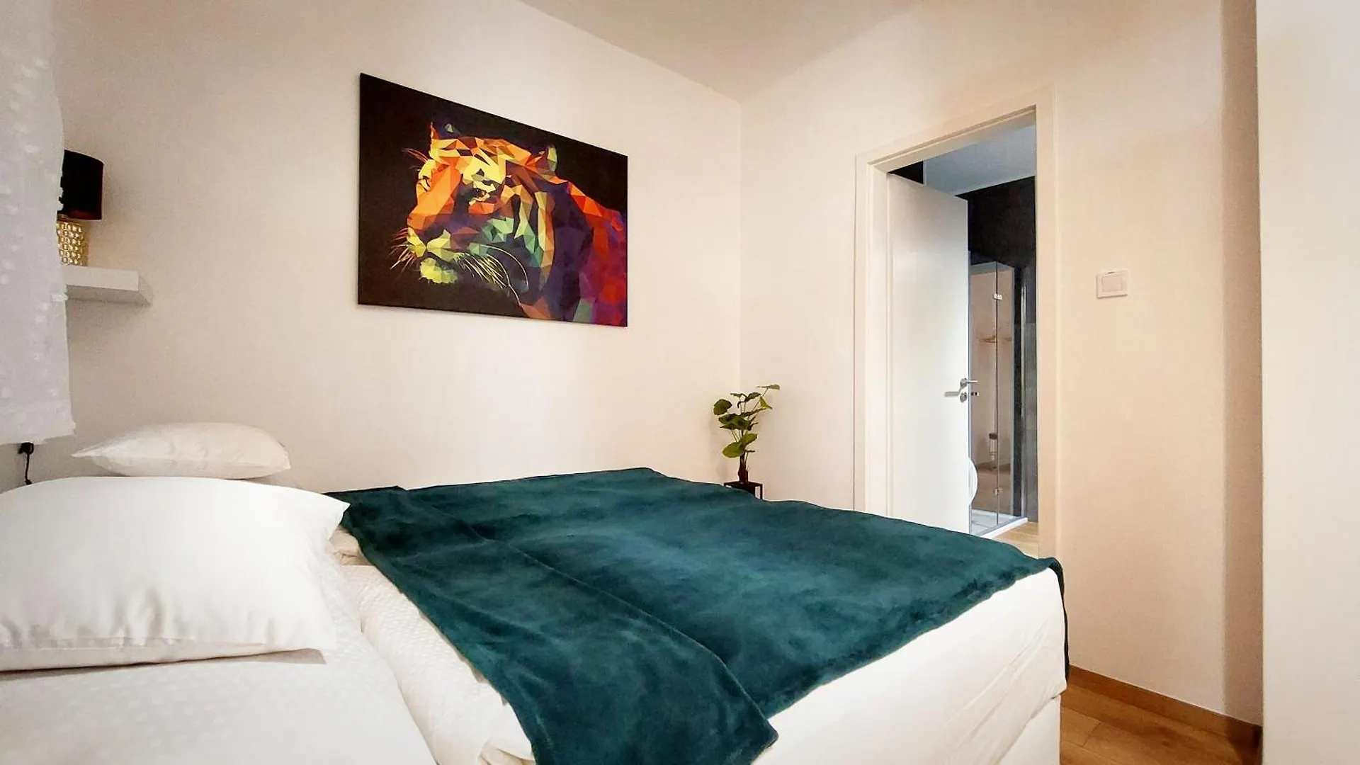 Central Station Lux Downtown Apartman Budapeşte Daire